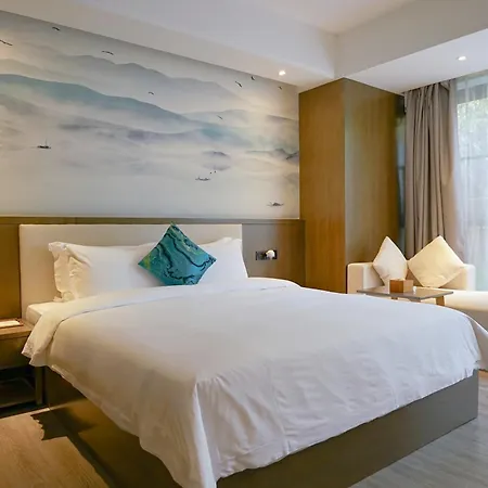 Paco Hotel-Guangzhou Tiyu Xilu Metro Branch Bagian luar foto