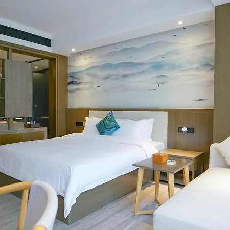 Paco Hotel-Guangzhou Tiyu Xilu Metro Branch Bagian luar foto