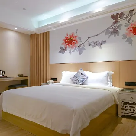 Paco Hotel-Guangzhou Tiyu Xilu Metro Branch Bagian luar foto