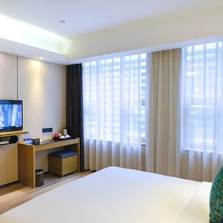 Paco Hotel-Guangzhou Tiyu Xilu Metro Branch Bagian luar foto
