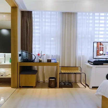 Paco Hotel-Guangzhou Tiyu Xilu Metro Branch Bagian luar foto