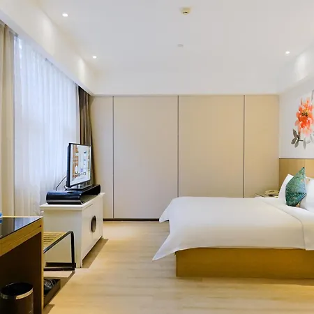 Paco Hotel-Guangzhou Tiyu Xilu Metro Branch Bagian luar foto