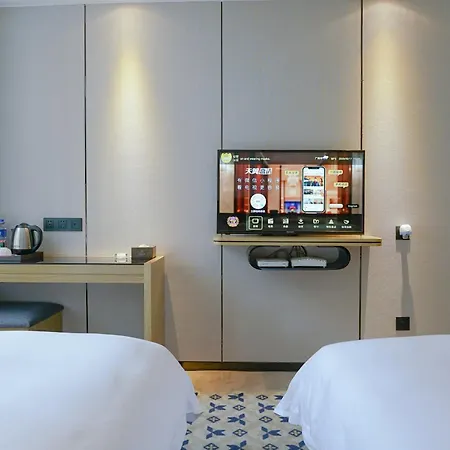 Paco Hotel-Guangzhou Tiyu Xilu Metro Branch Bagian luar foto