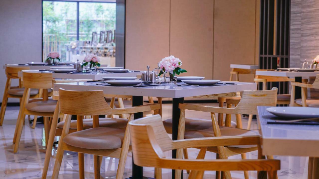 Paco Hotel-guangzhou Tiyu Xilu Metro Branch Hotel 4*